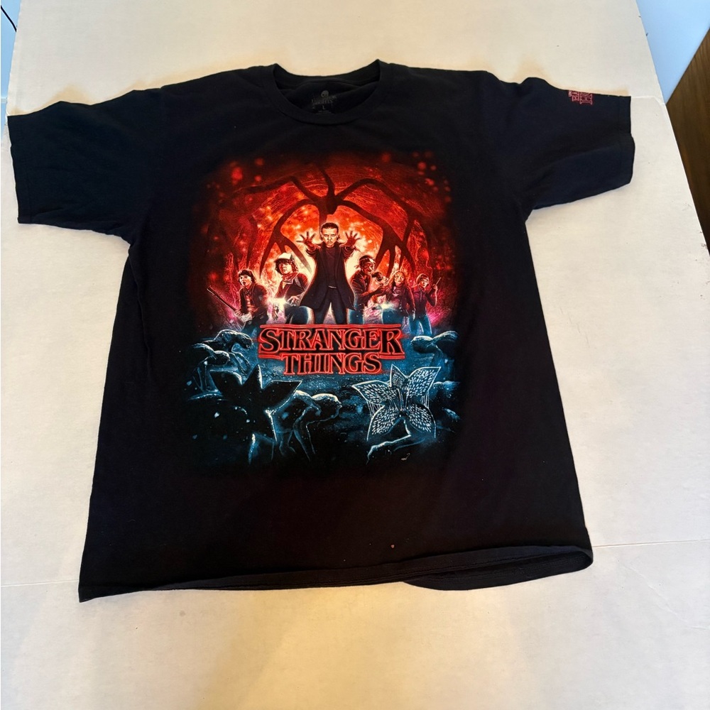 Universal Studios Halloween Horror Nights 2019 Stranger Things Size L